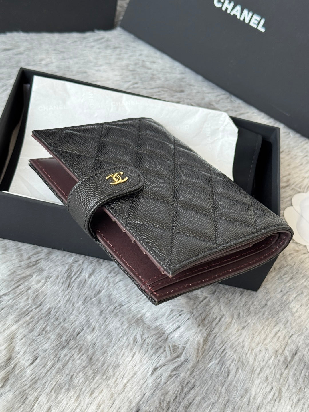 CHANEL 25S MULTI PURPOSE PASSPORT WALLET 15 IN BLACK CALFSKIN GOLD HARDWARE