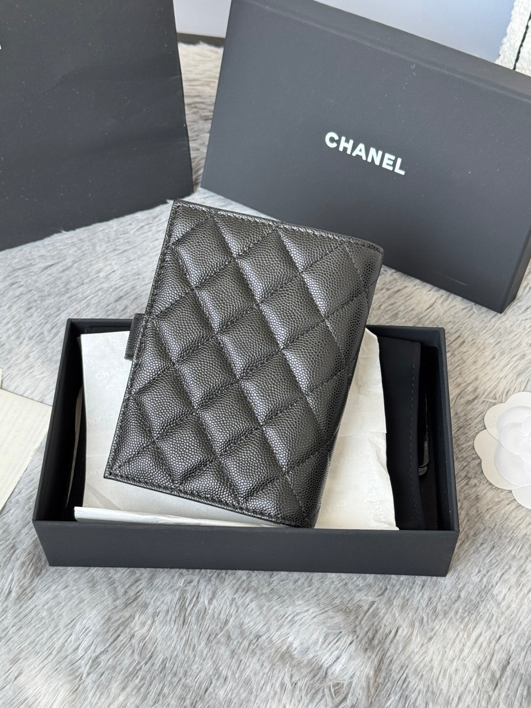 CHANEL 25S MULTI PURPOSE PASSPORT WALLET 15 IN BLACK CALFSKIN GOLD HARDWARE