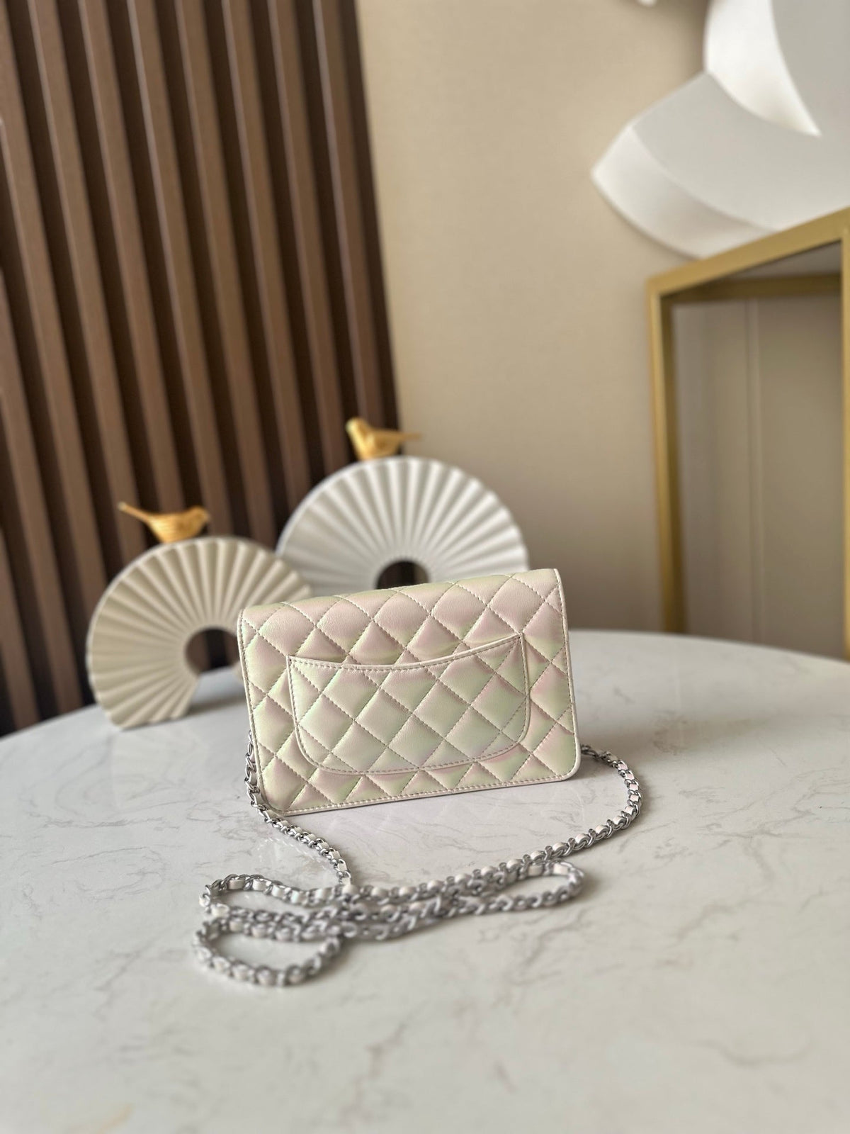 CHANEL 25S WALLET ON CHAIN 19 IN PEARLESCENT PINK WHITE LAMBSKIN